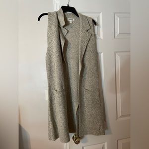 Monteau size medium sleeveless cardigan